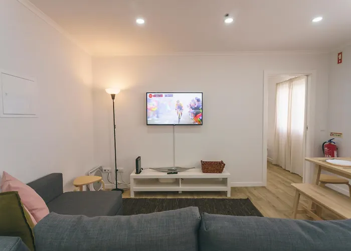 102 - Hut Spot * Peniche