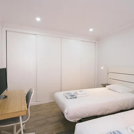 102 - Hut Spot Peniche