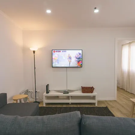 102 - Hut Spot * Peniche