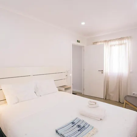 102 - Hut Spot Apartment Peniche
